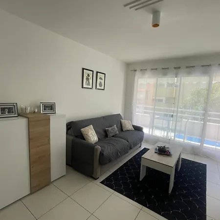 Apartmán Cozy With Balcony Close To The Sea Antibes